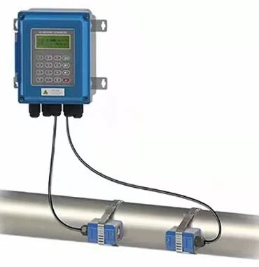 Wall-mounted ultrasonic flowmeter Wall-mounted ultrasonic flowmeter